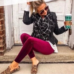 Spandex Velvet Leggings Reg Rich Burgundy Size Xsmall. NWT